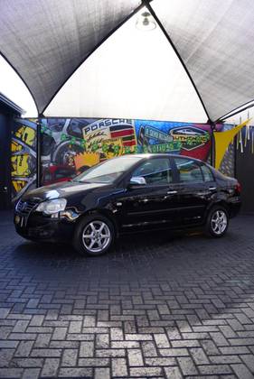 VOLKSWAGEN POLO 1.6 MI 8V FLEX 4P MANUAL VOLKSWAGEN POLO 1.6 MI 8V FLEX 4P MANUAL